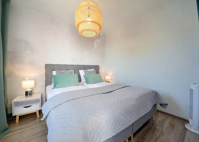 Eleganckie Apartamenty Sun Seasons 24 Blisko Plazy Z Parkingiem By Noclegi Renters